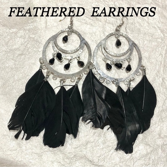 Feather EARINGS Women Faux Dangle Hook Long Drop w/medallion size5in L NWOT - Picture 2 of 9